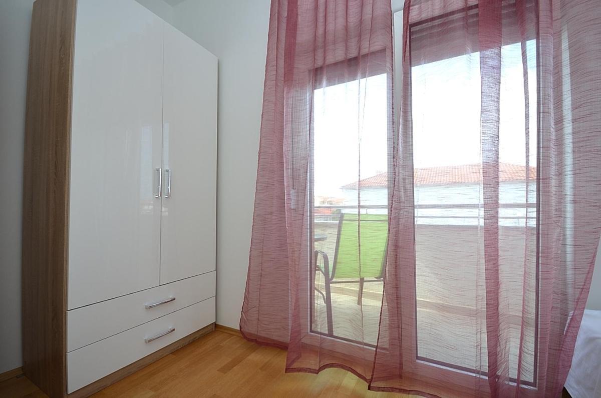 Mila Apartment Vodice Bagian luar foto